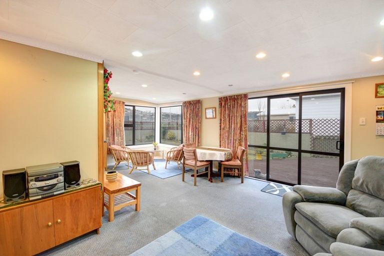 Photo of property in 45 Kirkcaldy Street, South Dunedin, Dunedin, 9012