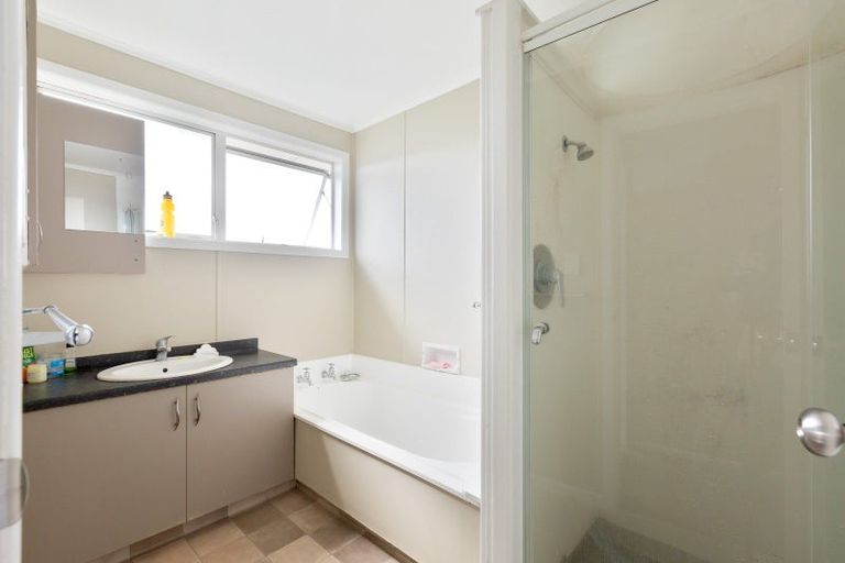 Photo of property in 18a Breckons Avenue, Nawton, Hamilton, 3200