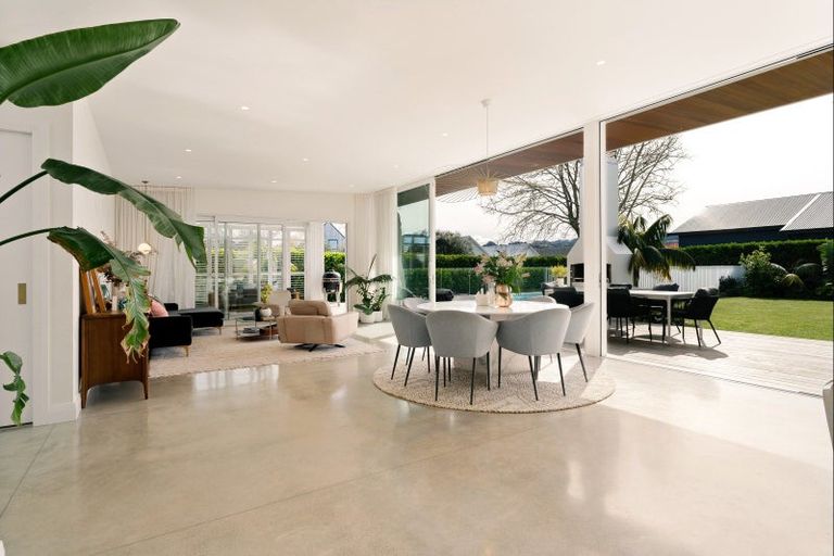 Photo of property in 11 Shearwater Lane, Point Wells, 0986