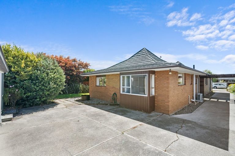 Photo of property in 21 Glenside Avenue, Ilam, Christchurch, 8041