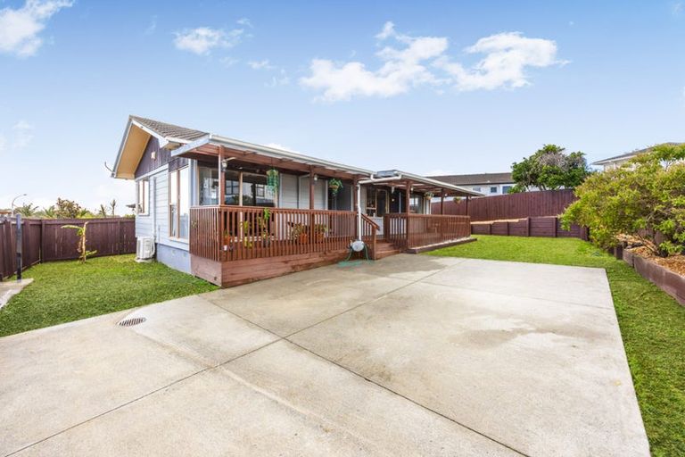 Photo of property in 14 Charntay Avenue, Clover Park, Auckland, 2019
