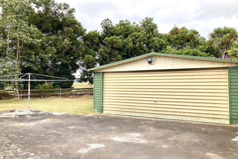 Photo of property in 1 Normandy Place, Henderson, Auckland, 0610
