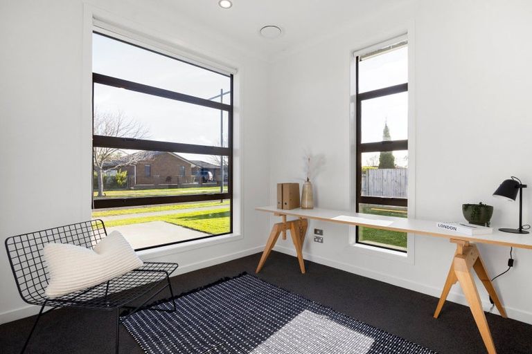 Photo of property in 16 Helen June Avenue, Flagstaff, Hamilton, 3210