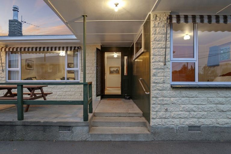 Photo of property in 108 Isleworth Road, Bishopdale, Christchurch, 8053