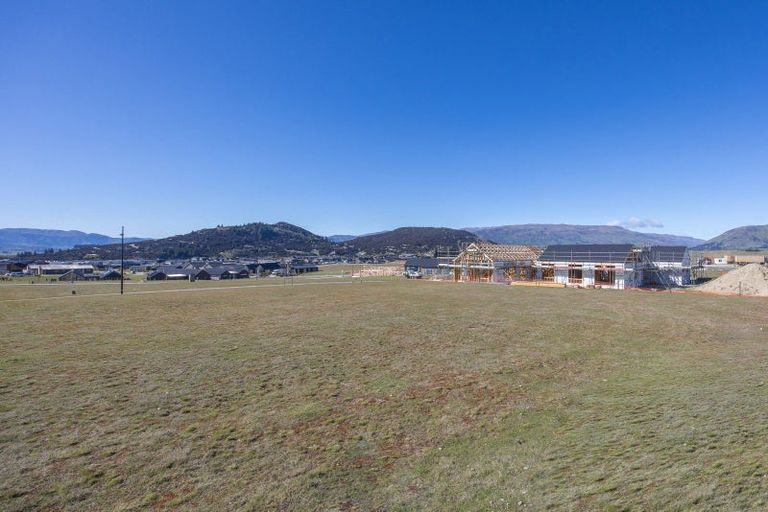Photo of property in Northlake, 9 Erewhon Crescent, Wanaka, 9305