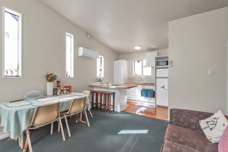 Photo of property in 3b Elizabeth Street, Riccarton, Christchurch, 8011