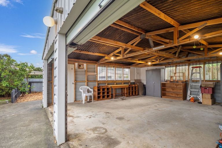 Photo of property in 45 Bamber Street, Castlecliff, Wanganui, 4501