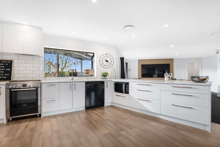 Photo of property in 49 Blomfield Street, Pukehangi, Rotorua, 3015