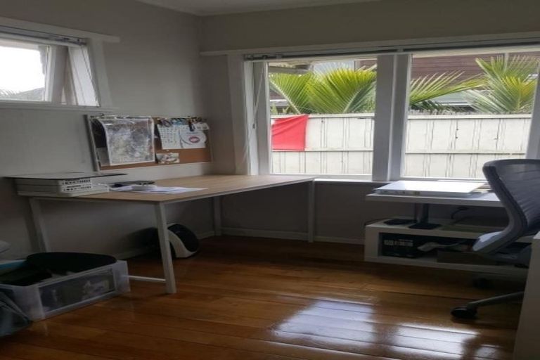 Photo of property in 1/12a Sanders Avenue, Takapuna, Auckland, 0622