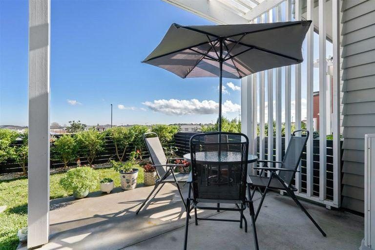 Photo of property in 4 Fermi Lane, Papakura, 2110