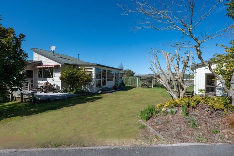 Photo of property in 37 Kahurangi Drive, Rangatira Park, Taupo, 3330