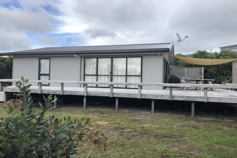 Photo of property in 17 St Anne Place, Omaha, 0986