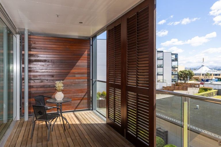 Photo of property in 304c/14 West Quay, Ahuriri, Napier, 4110