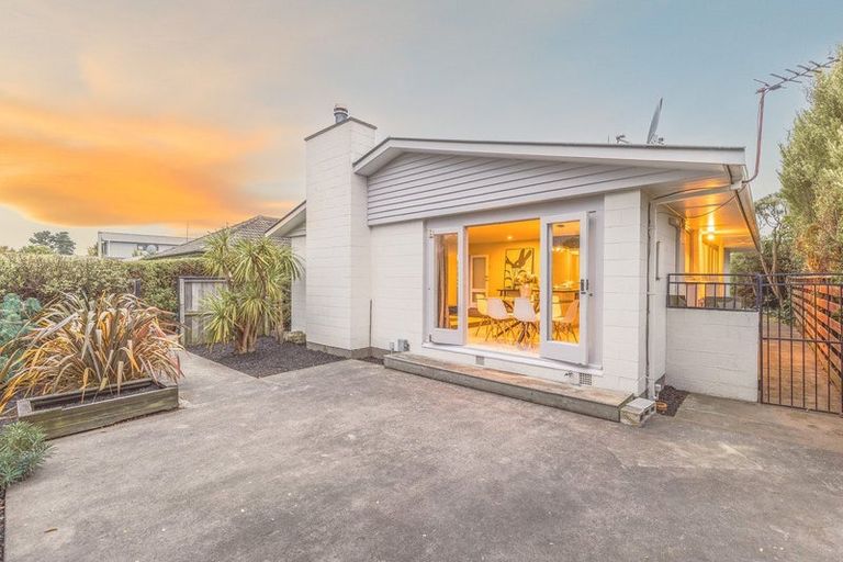 Photo of property in 34 Royalist Avenue, North New Brighton, Christchurch, 8083