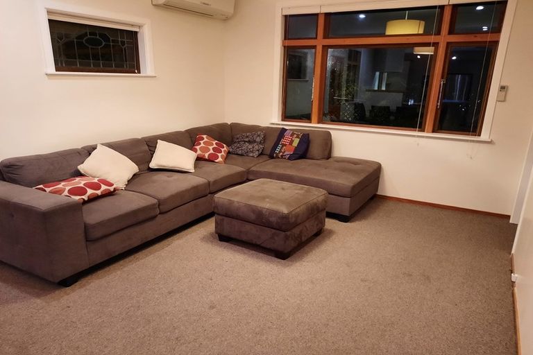 Photo of property in 62 Mortimer Terrace, Brooklyn, Wellington, 6021