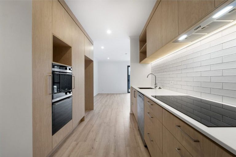 Photo of property in 32 Waka Moana Drive, Hobsonville, Auckland, 0616