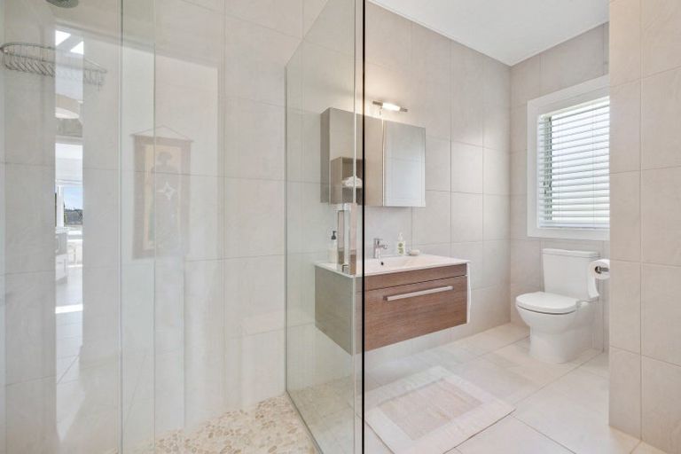 Photo of property in 287 Clifton Road, Whitford, Howick, 2571