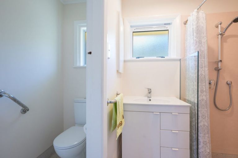 Photo of property in 39 Tosswill Road, Tahunanui, Nelson, 7011