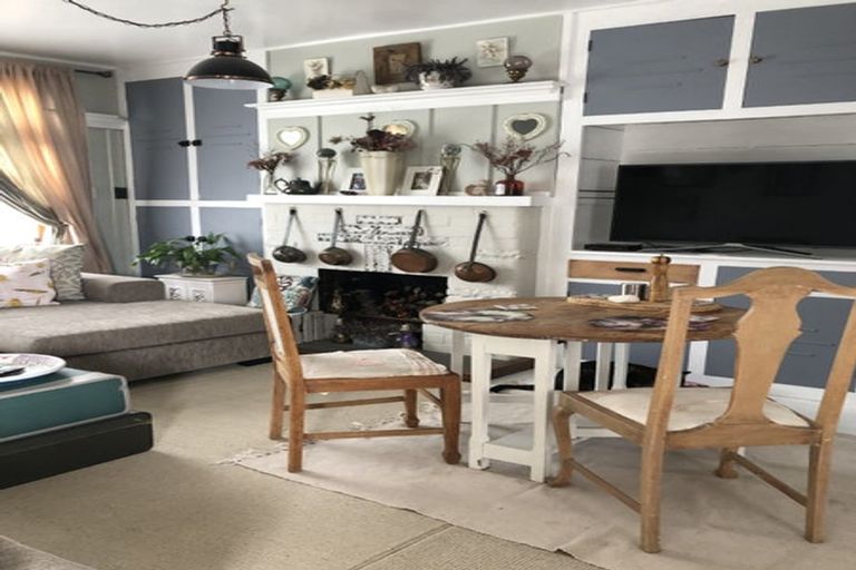 Photo of property in 16 Walshs Road, Allenton, Ashburton, 7700