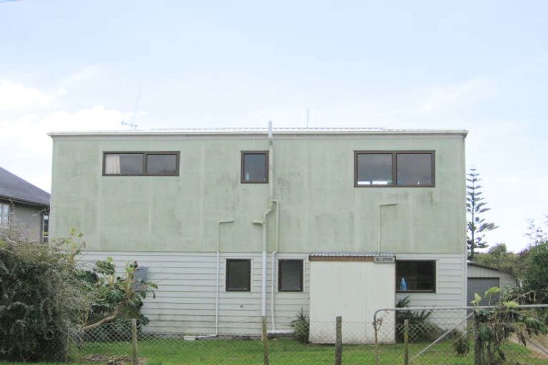 Photo of property in 1175 Papamoa Beach Road, Papamoa Beach, Papamoa, 3118