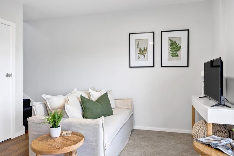 Photo of property in 38c Breakwater Road, Moturoa, New Plymouth, 4310