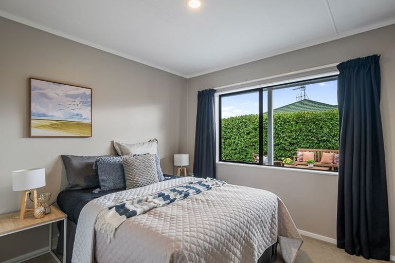 Photo of property in 11 Sunburst Court, Paraparaumu Beach, Paraparaumu, 5032