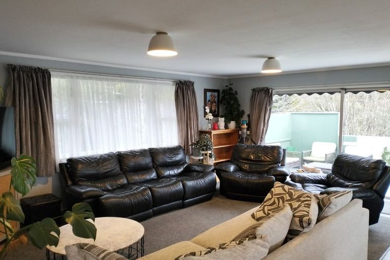 Photo of property in 27 Ngahere Street, Stokes Valley, Lower Hutt, 5019