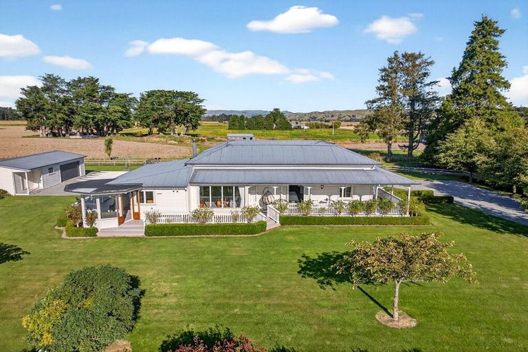 Photo of property in 23a Hupenui Road, Ahikouka, Greytown, 5794