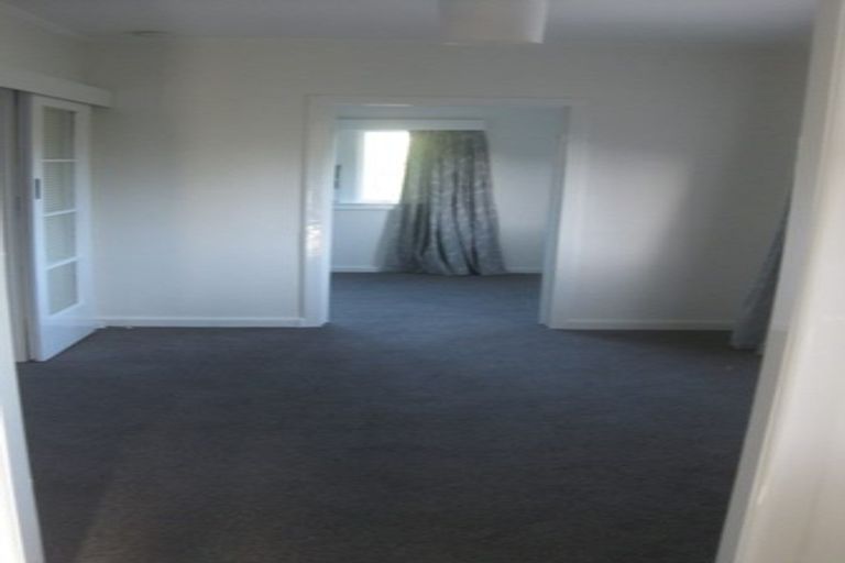 Photo of property in 12 Korotaha Terrace, Rothesay Bay, Auckland, 0630