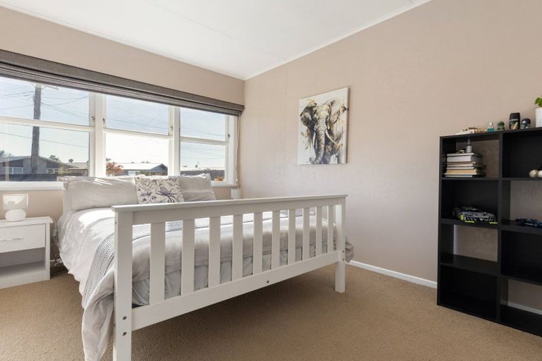 Photo of property in 70 Mears Road, St Andrews, Hamilton, 3200