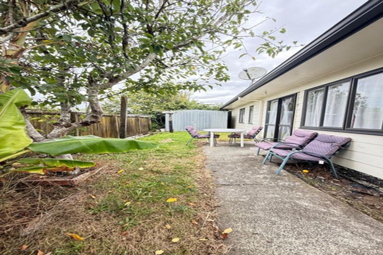 Photo of property in 13 Hindmarsh Street, Henderson, Auckland, 0612