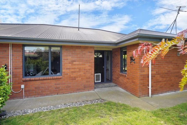 Photo of property in 97a Wildberry Street, Woolston, Christchurch, 8023