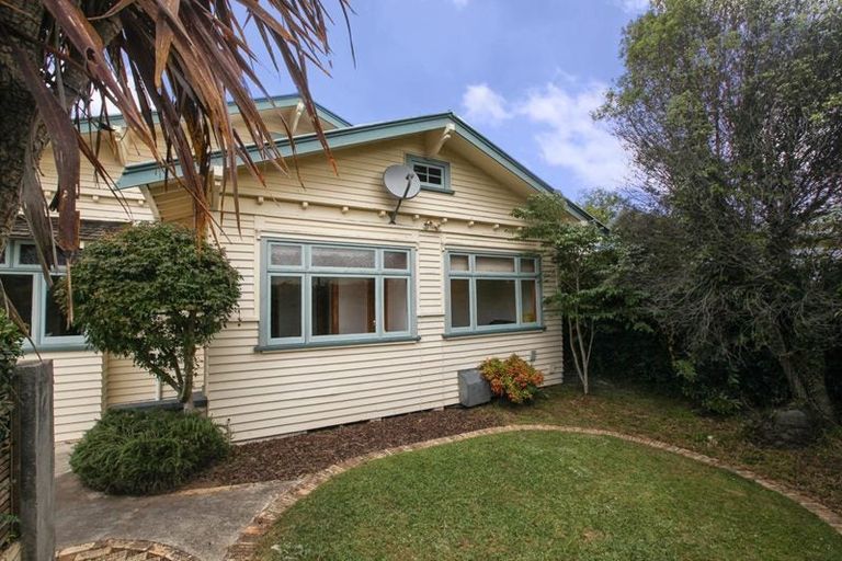 Photo of property in 14 Myrtle Street, Hamilton East, Hamilton, 3216