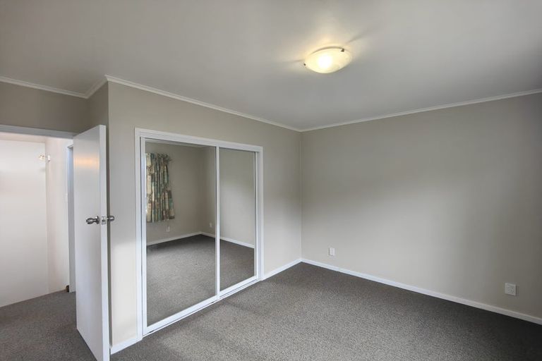 Photo of property in 1/71 Larsen Crescent, Tawa, Wellington, 5028