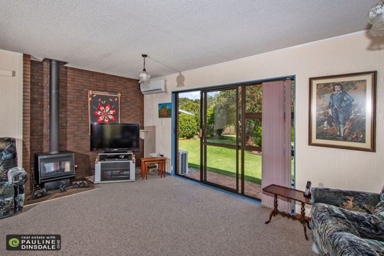 Photo of property in 9 Carr Street, Te Kamo, Whangarei, 0112