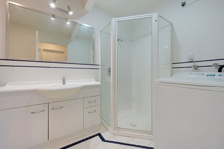 Photo of property in 54 Sar Street, Pipitea, Wellington, 6012