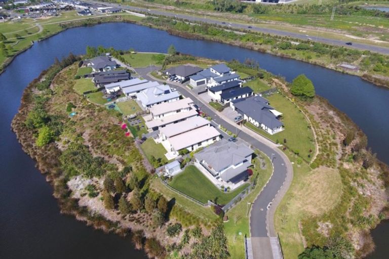 Photo of property in 19 Double Bay Road, Pyes Pa, Tauranga, 3112