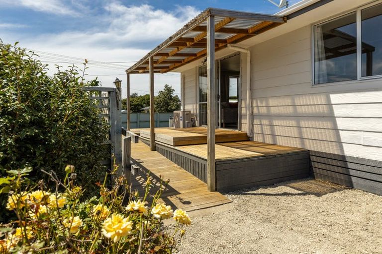 Photo of property in 6 Schwass Street, Seddon, 7210