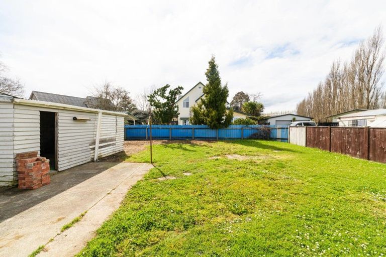 Photo of property in 25 Ruamahanga Crescent, Terrace End, Palmerston North, 4410