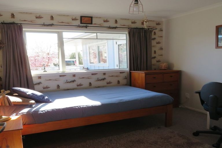 Photo of property in 3 Turner Place, Wakefield, 7025