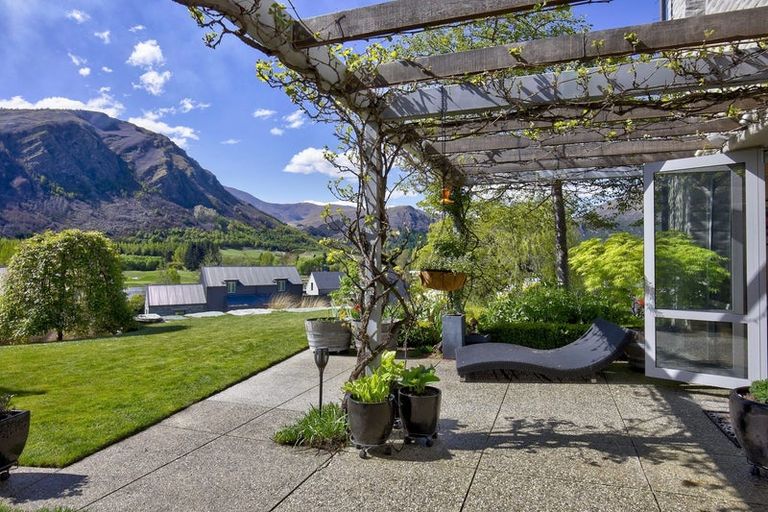 Photo of property in Millbrook Resort, 24 Ayrburn Ridge, Arrowtown, 9371