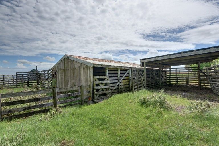 Photo of property in 1173 Karahaki Road, Waverley, 4591
