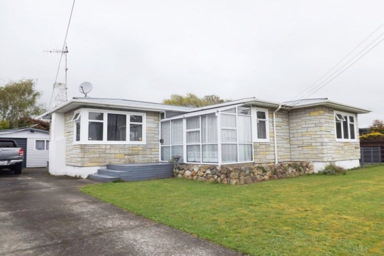 Photo of property in 20 Ferguson Street, Levin, 5510