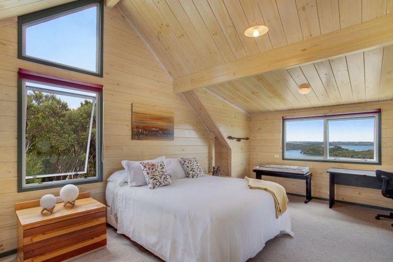 Photo of property in 16 Lichen Grove, Russell, 0272