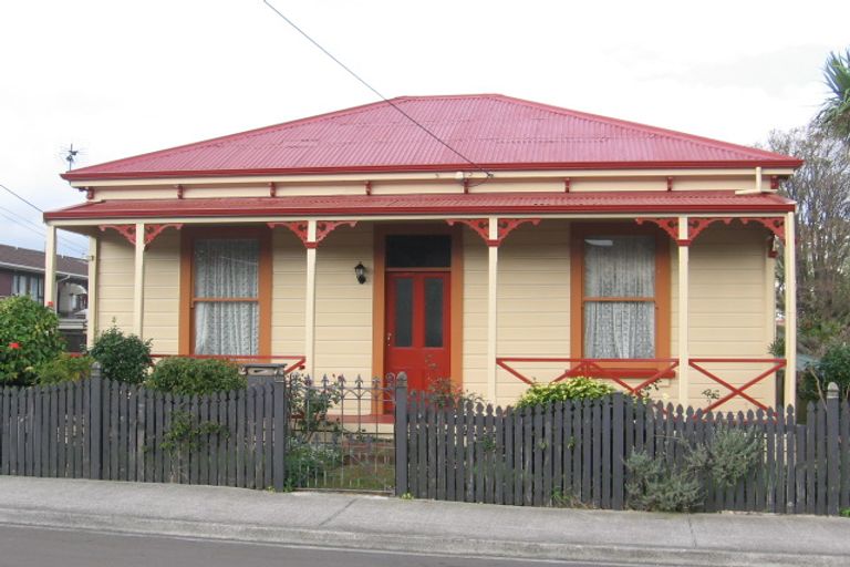 Photo of property in 10 Earp Street, Johnsonville, Wellington, 6037