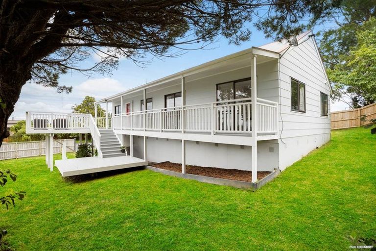 Photo of property in 48 West Harbour Drive, West Harbour, Auckland, 0618