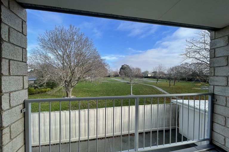 Photo of property in 207a Memorial Avenue, Burnside, Christchurch, 8053