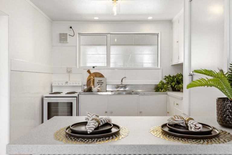 Photo of property in 52 Hyde Avenue, Richmond Heights, Taupo, 3330