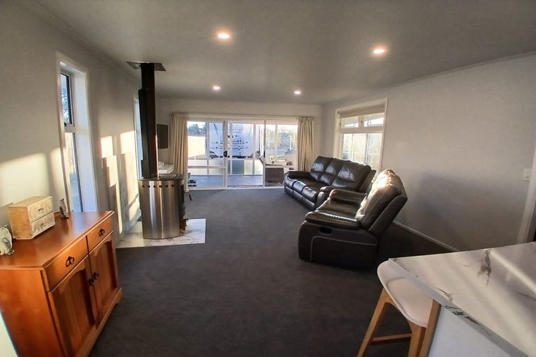 Photo of property in 7 Harlech Street, Levin, 5510