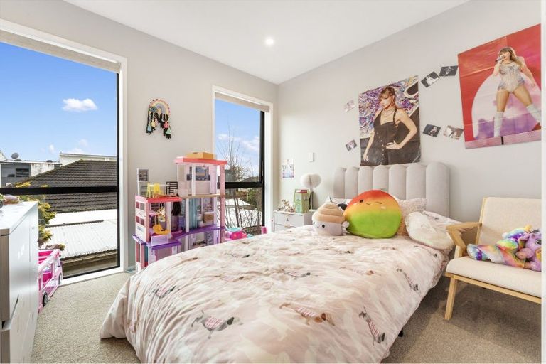 Photo of property in 4 Koro Lane, Mangere Bridge, Auckland, 2022